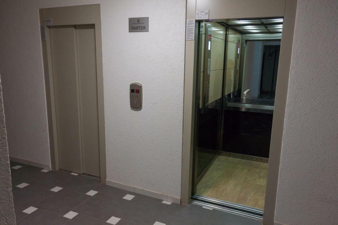 Gold Class Apartments Ams คลูจ-นาโปกา ภายนอก รูปภาพ